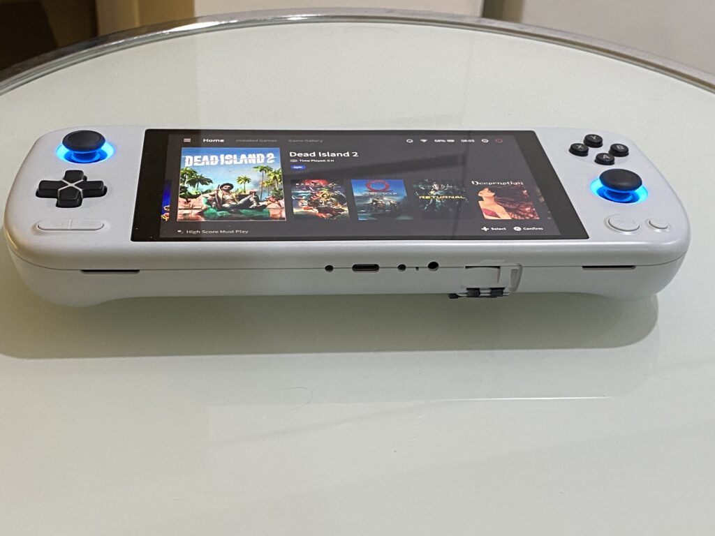 AYANEO AIR Plus - A Powerful Windows Handheld That Fits in Your Pocket 4 AYANEOAIRPlusBottom