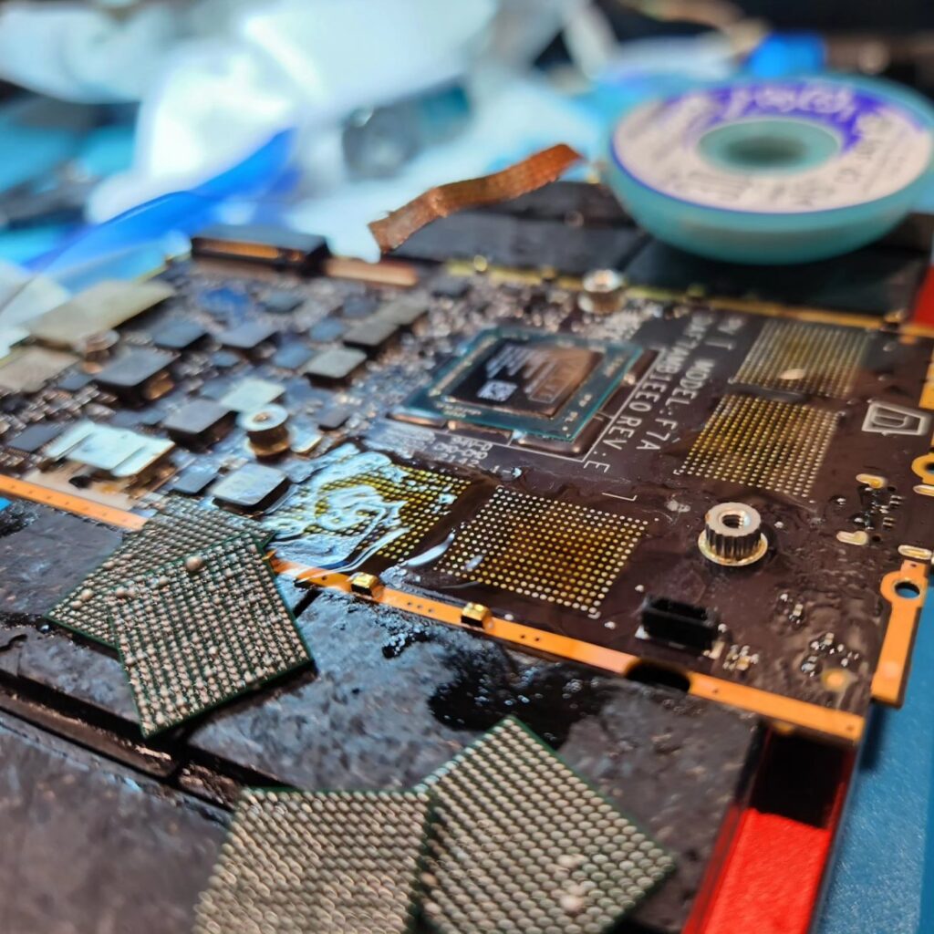Someone Put 32gb RAM and New WiFi Card in a Steam Deck 2 Deck32RAM1