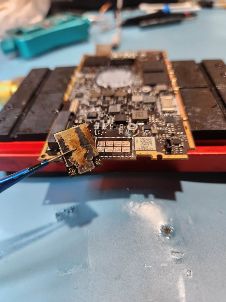 Someone Put 32gb RAM and New WiFi Card in a Steam Deck 6 DeckIntelAX2101 1