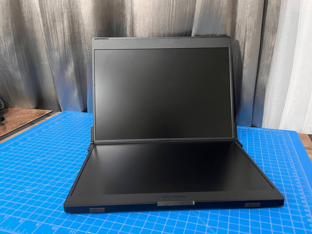 JSAUXFlipGoLaptopScreens 1