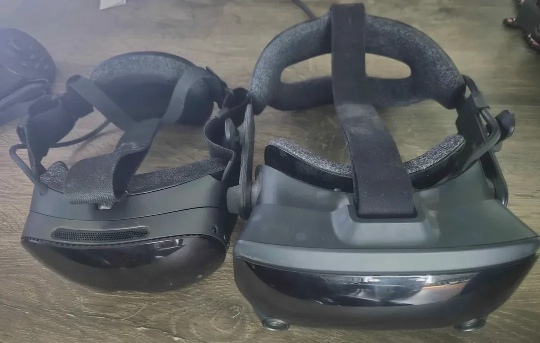 The Steam Frame Looks Much Smaller Than The Valve Index 1 Steam Frame vs Valve Index
