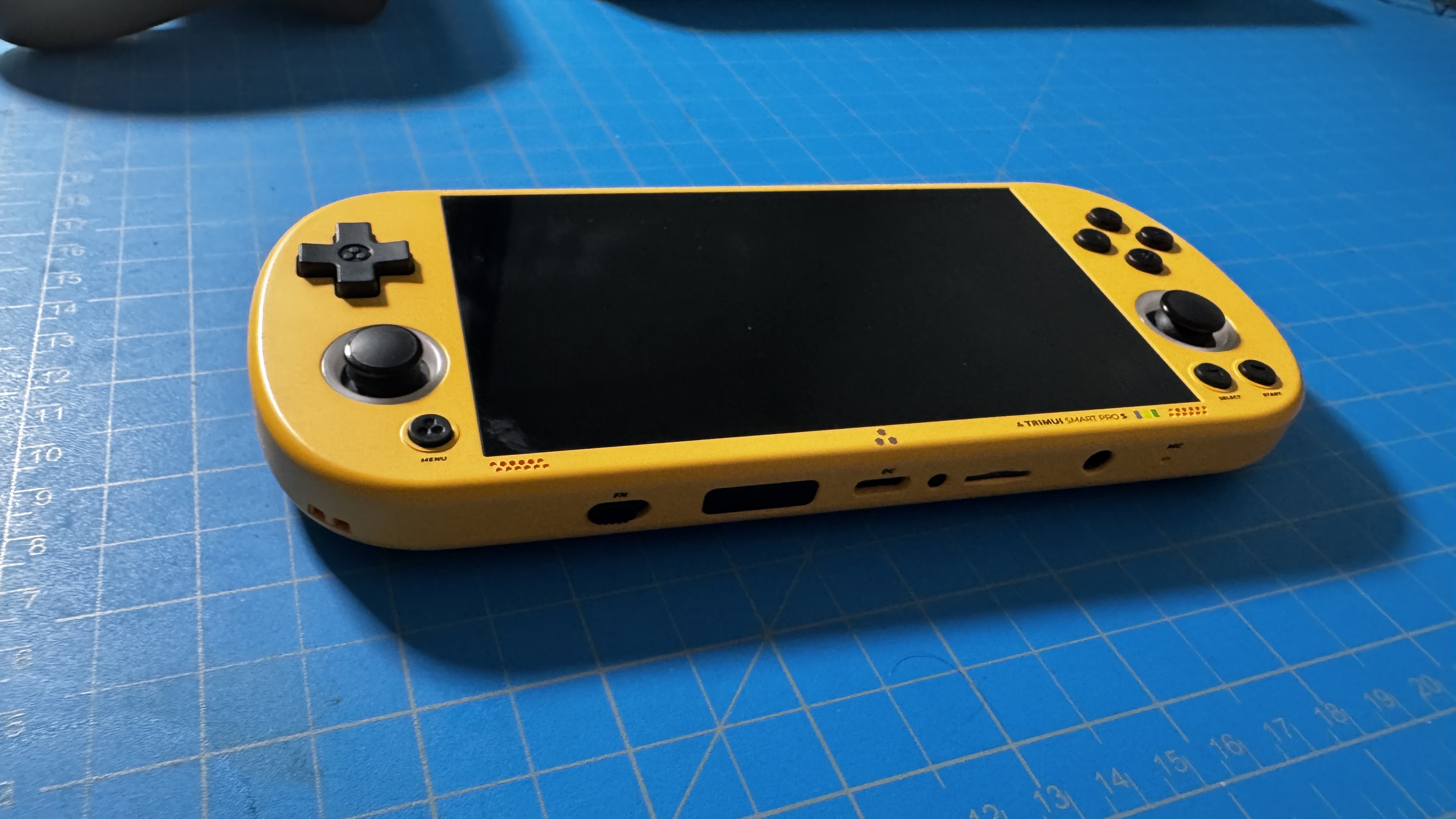 TrimUI Smart Pro S Review - A Great Budget, Portable Handheld 2 TrimUISmartProS1